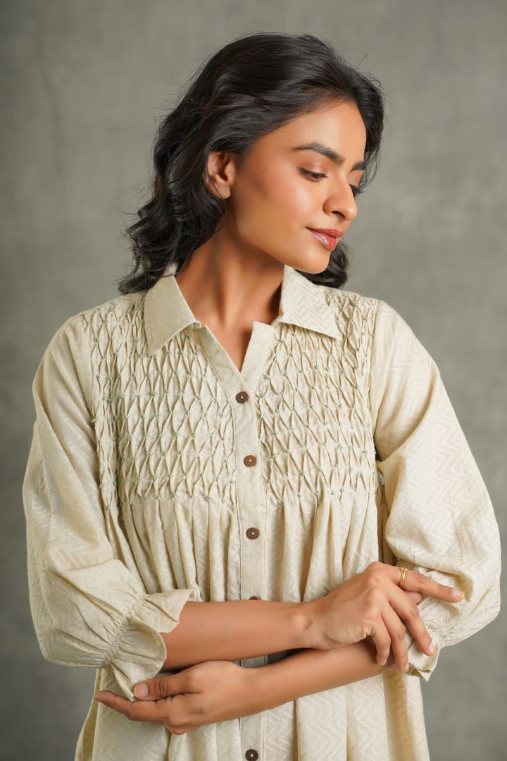Textured cotton palm print kurta