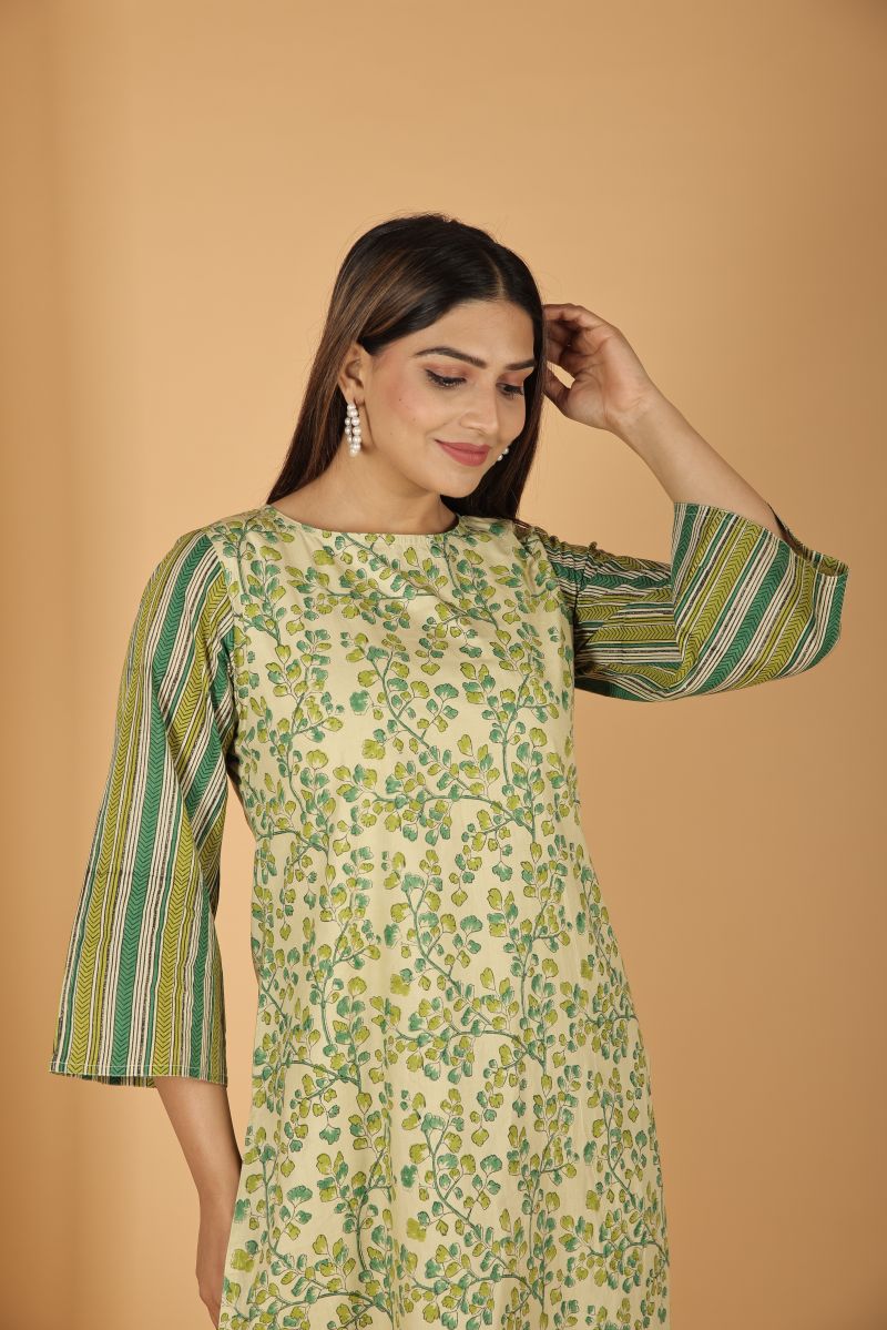Green fern print kurta with stripe sleeves