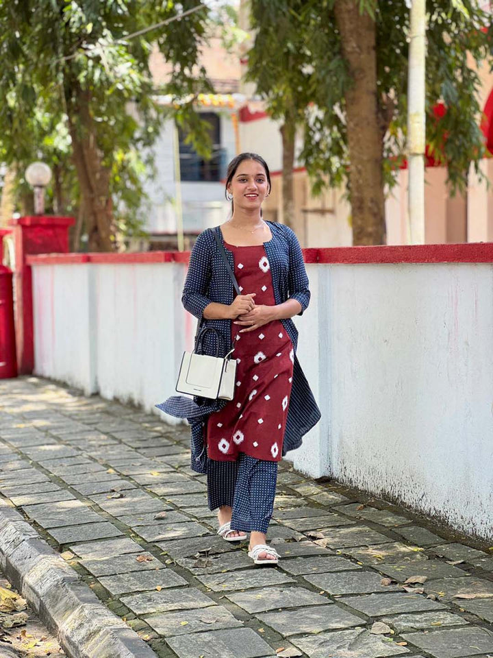 Blue Polka Shrug And Pant Set With Maroon Strap Sleeve Kurta