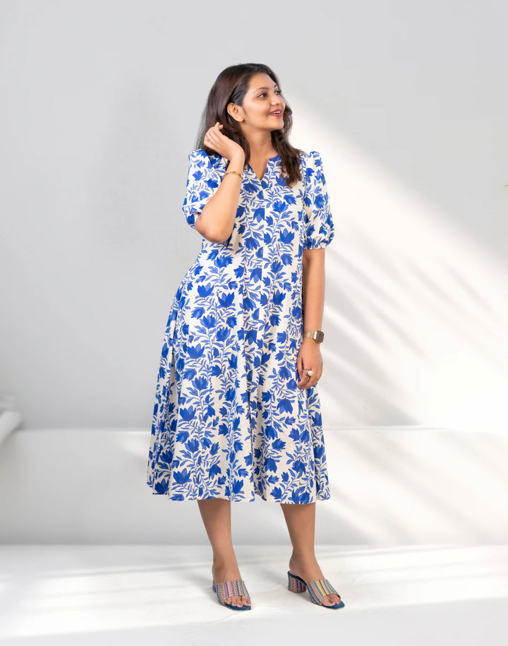 Off white and blue regular fit dress
