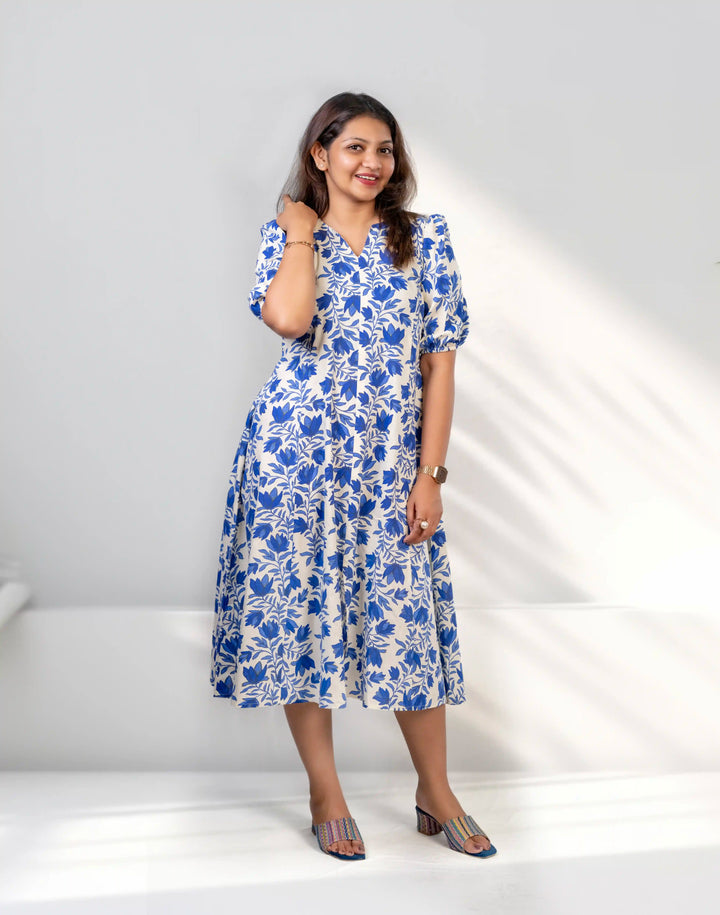 Off white and blue regular fit dress