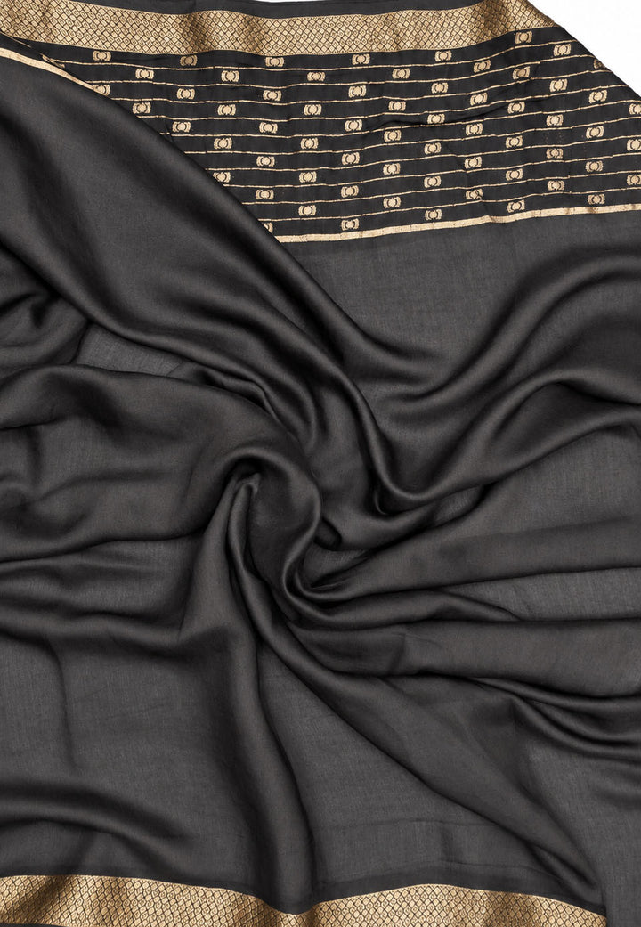 Black And Red Bandhini Saree