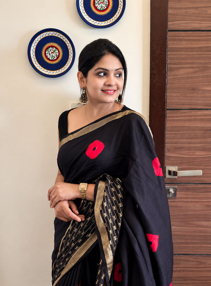 Black And Red Bandhini Saree