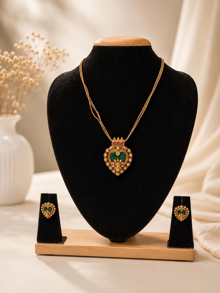 Antique Heart Pendant Jewellery Set