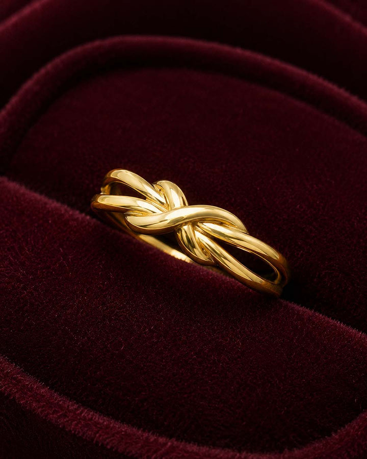 Elegant Gold-Tone Knot Ring