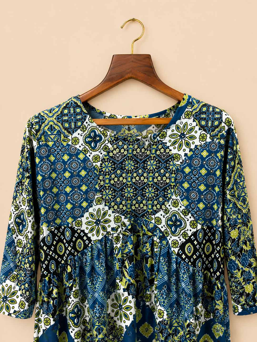 Vanya Alia Cut Short Top