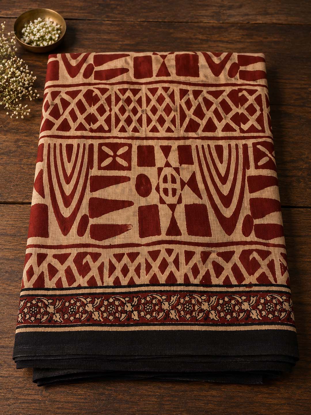 Nude And  Maroon Abstract Floral Block Print Cotton Saree