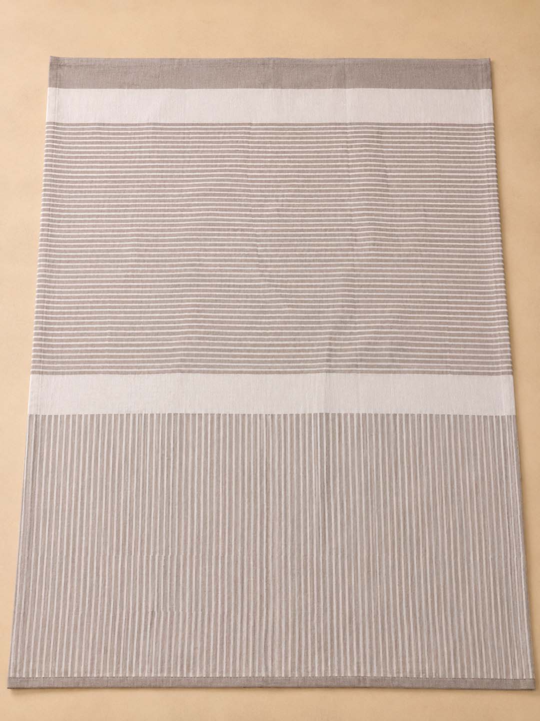 Grey And Offwhite Batik Hand Block Print Cotton Saree