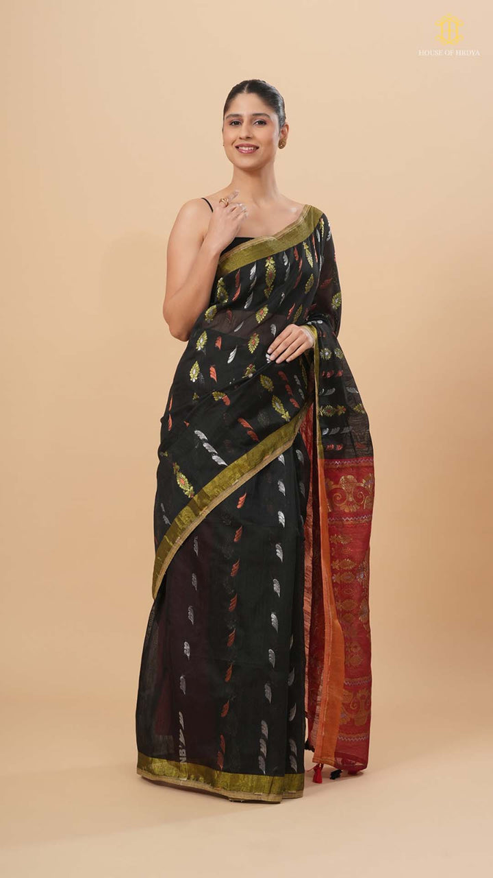 Black And Red Jamdhani Saree