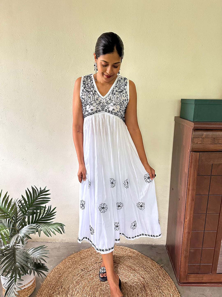 White and Black Sleeveless Aliya Cut Dress