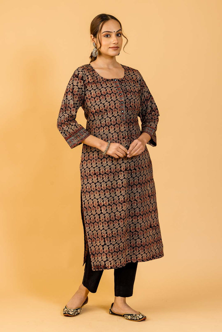 Hand Embroidered Roohani Ajrakh Cotton Kurta