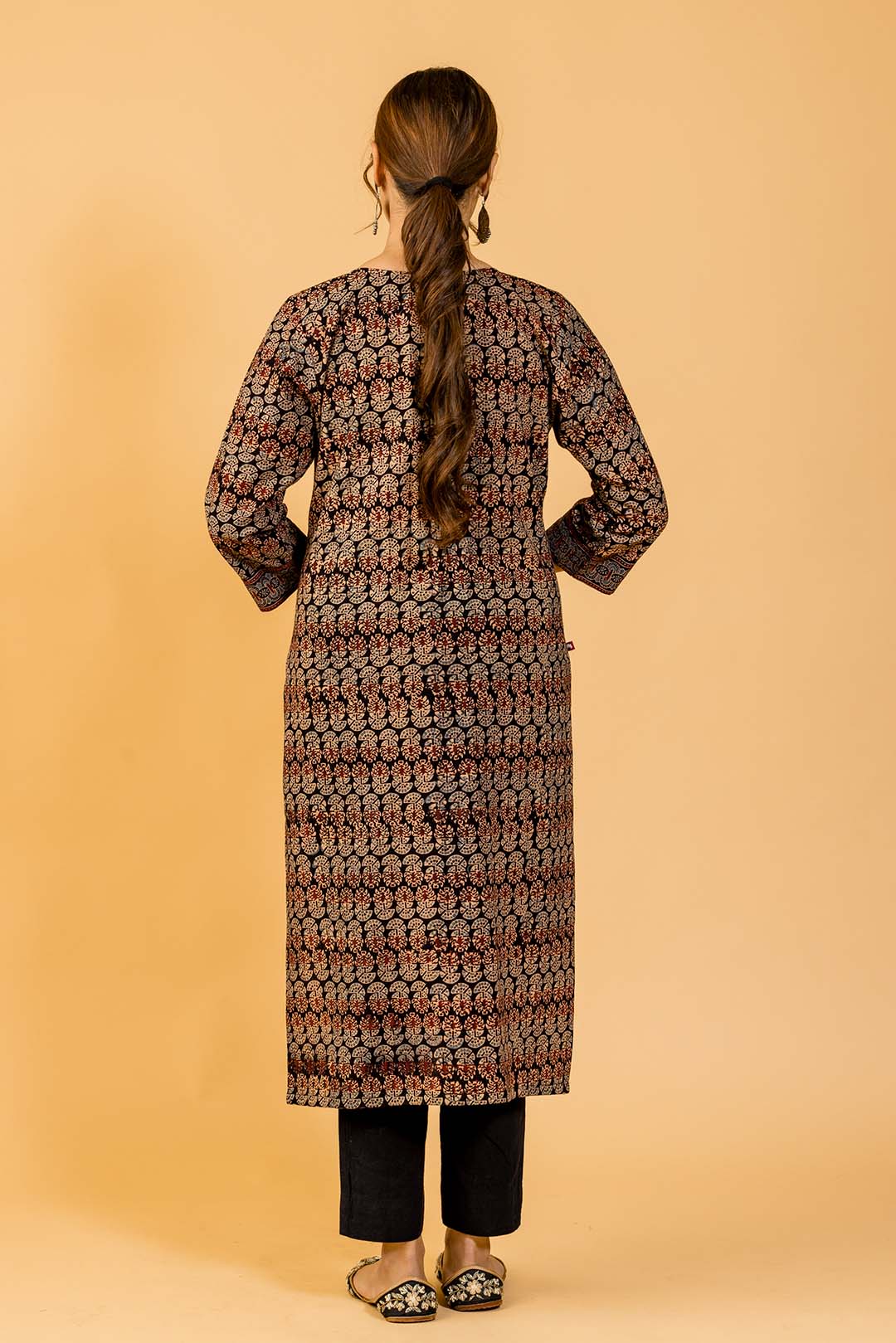 Hand Embroidered Roohani Ajrakh Cotton Kurta