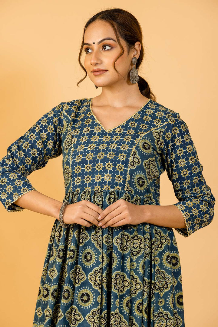 Zoya Ajrakh Kurta