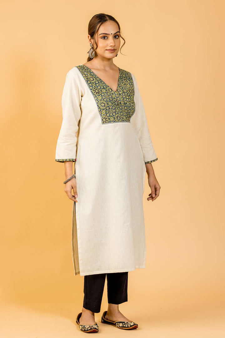 Saudamini Handloom Kurta