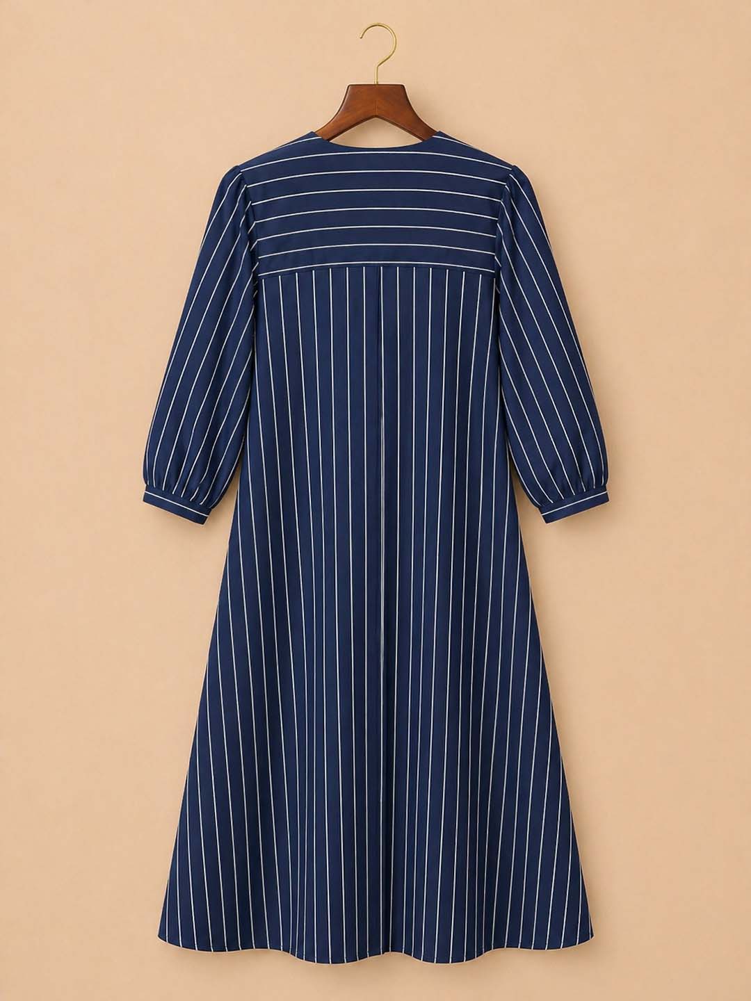 Dark Blue & White Vertical Line Top