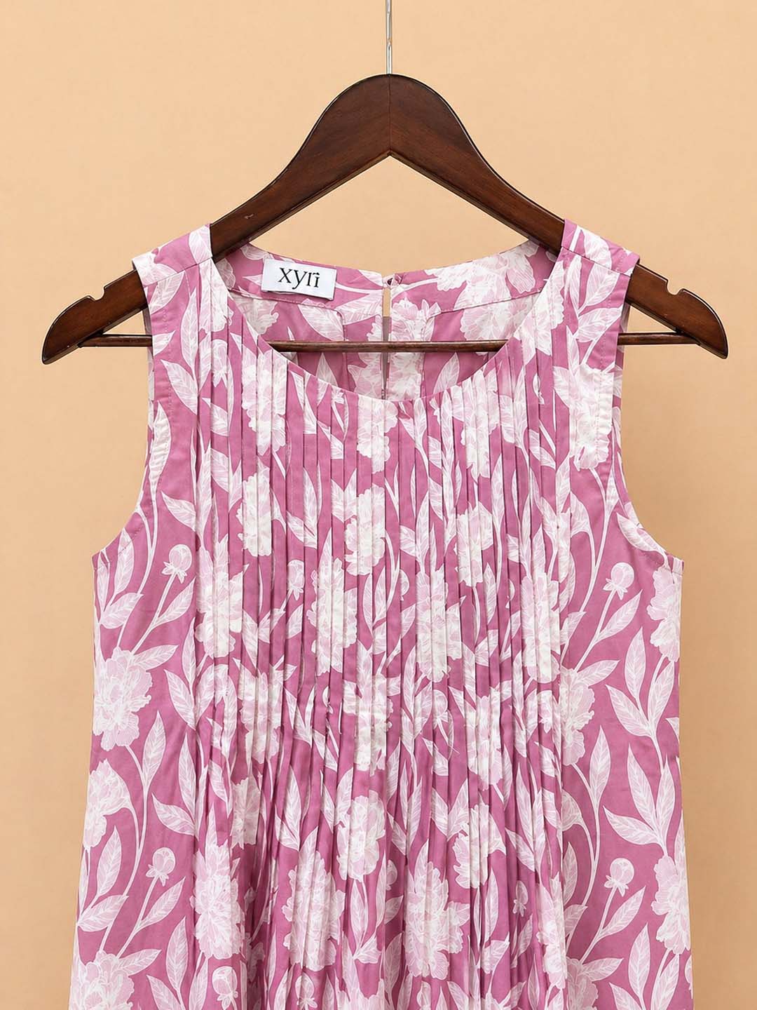 Lilac And White Floral With Knife Pleats