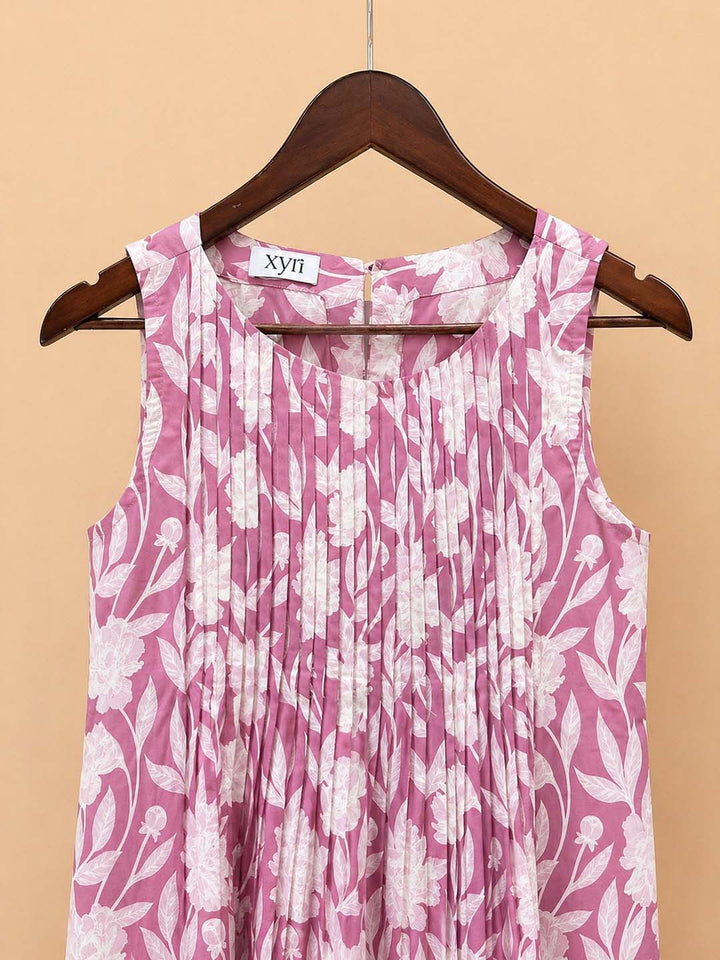Lilac And White Floral With Knife Pleats